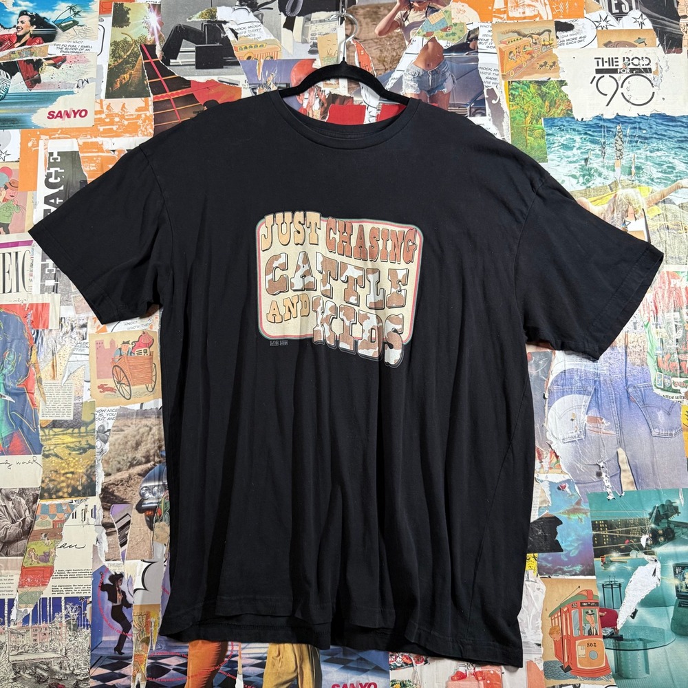 Just Chasing Cattle and Kids Graphic T Shirt Womens Black 2X Tee Top‎